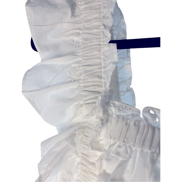 Flutter Me Pretty - Picture 3 of 6